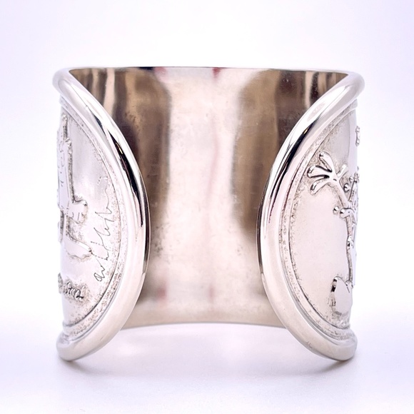 One of its Kind RLM 90's  Bugs Bunny, Taz, Daffy UNISEX Cuff - Picture 7 of 11
